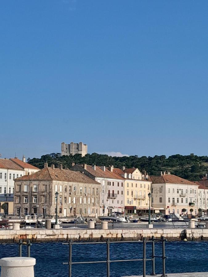 Apartmani Studio Apartmani Senjska Maslina Zengg Kültér fotó